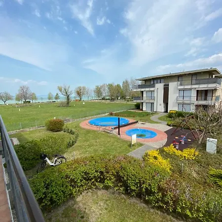 Luca Apartman * Zamardi